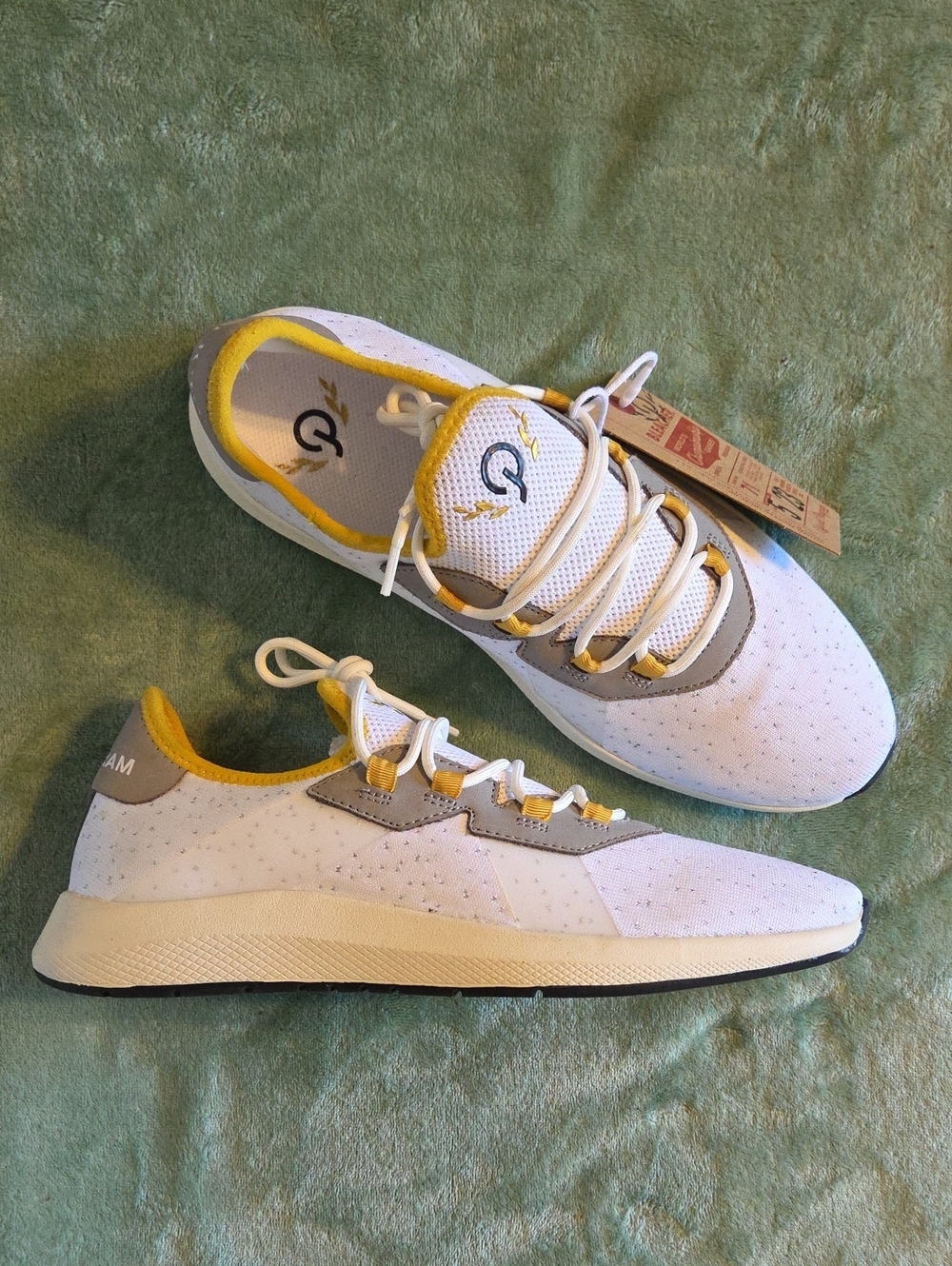 OFFICIAL PROGRAM tkm60 Knit Sneaker